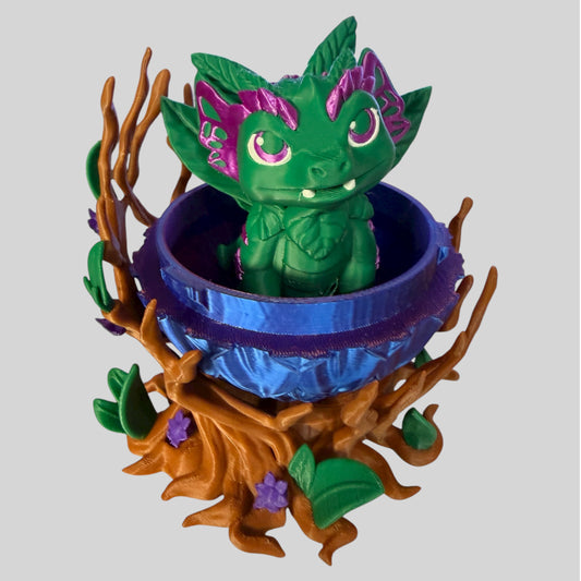 3D Printed Dragon Hatching Figurine – Color-Changing Egg, Fantasy Collectible, Premium Filament Sculpture