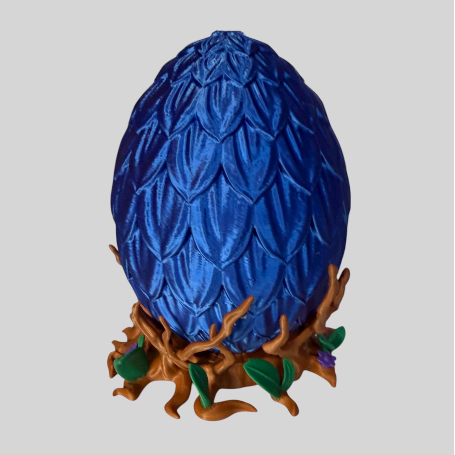 3D Printed Dragon Hatching Figurine – Color-Changing Egg, Fantasy Collectible, Premium Filament Sculpture